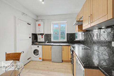 2 bedroom apartment for sale, High Street, London