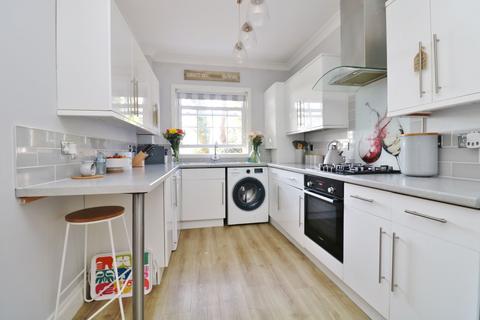 2 bedroom ground floor flat for sale, Hound Road, Southampton SO31