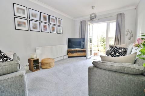 2 bedroom ground floor flat for sale, Hound Road, Southampton SO31
