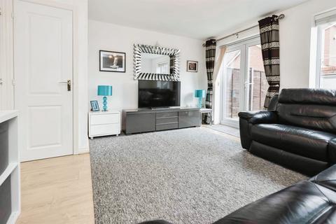 3 bedroom property to rent, Shustoke Road, BIRMINGHAM, B34