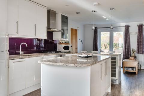 undefined, Crowborough Close, Warlingham CR6