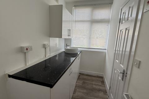 undefined, Park Avenue, Mitcham CR4