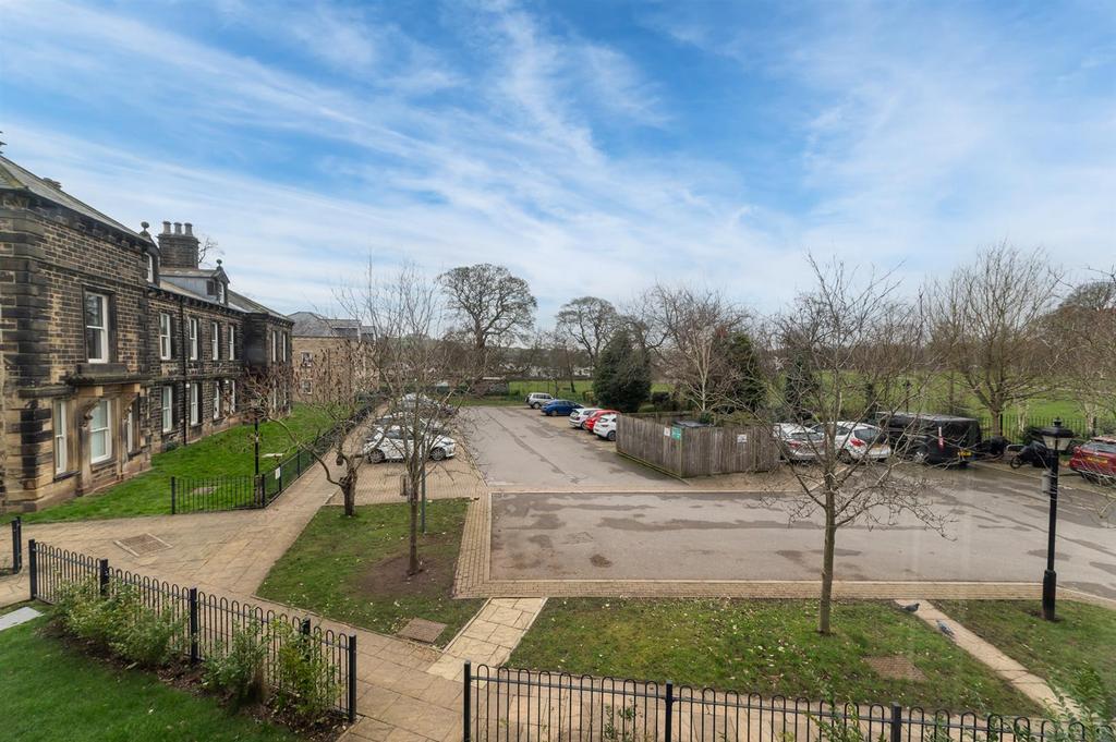 Communal Grounds