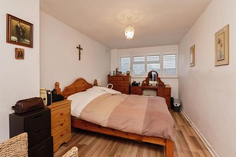 undefined, Braxted Close, Rochford, Essex, SS4