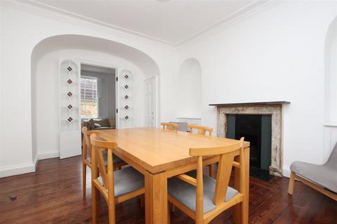 undefined, Rivers Street, Bath BA1