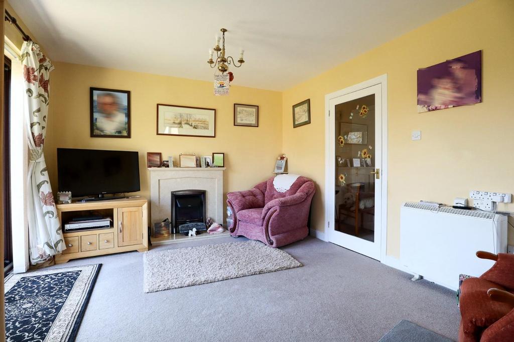 Living room, fireplace