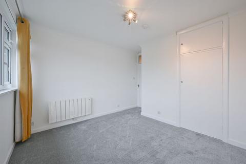 1 bedroom flat to rent, Lovelace Road, Surbiton KT6