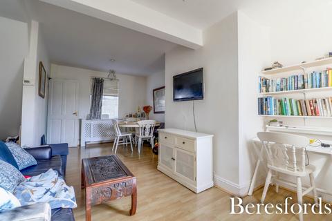 2 bedroom terraced house for sale, Weald Road, Brentwood, CM14