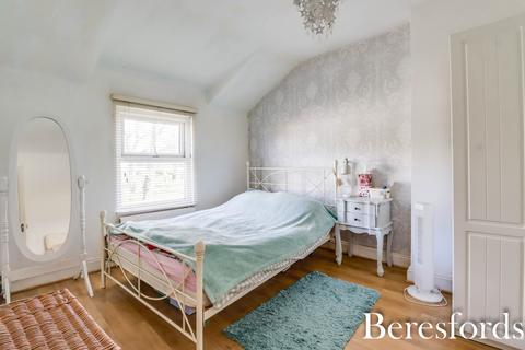 2 bedroom terraced house for sale, Weald Road, Brentwood, CM14