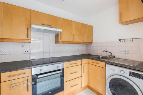 1 bedroom flat to rent, Kipling Drive, Colliers Wood SW19