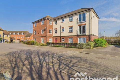 2 bedroom flat for sale, Hurst Road, Kennington, Ashford, TN24