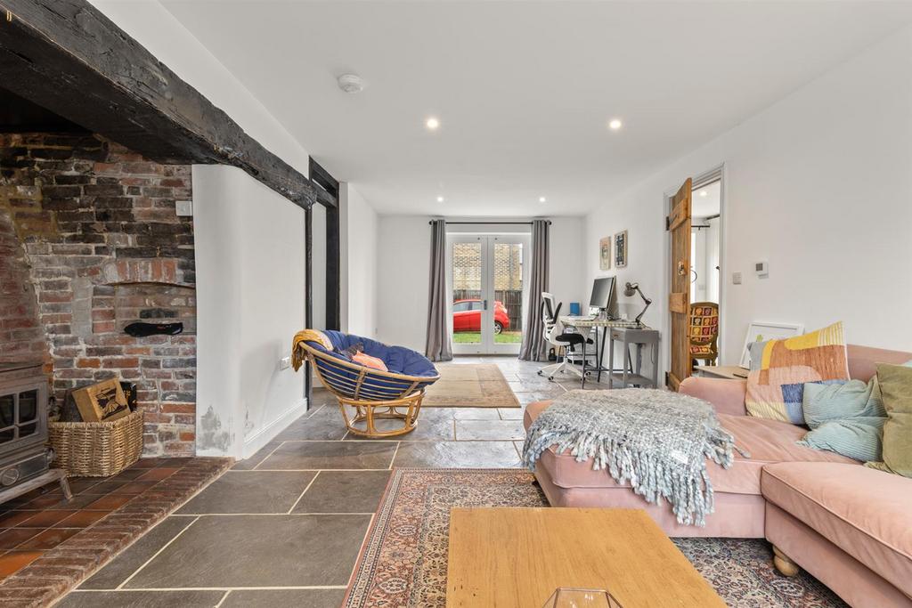 Living Room/Study