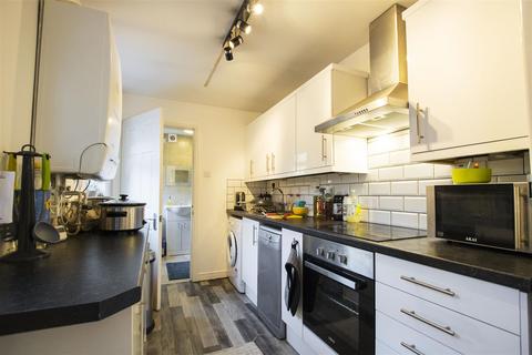 2 bedroom flat to rent, Park Hill Road, Harborne, Birmingham
