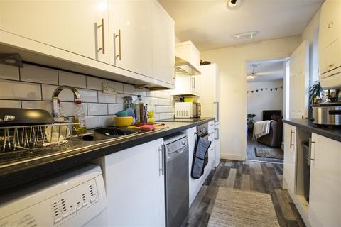2 bedroom flat to rent, Park Hill Road, Harborne, Birmingham