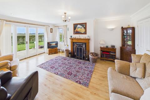 3 bedroom detached bungalow for sale, Snape IP17
