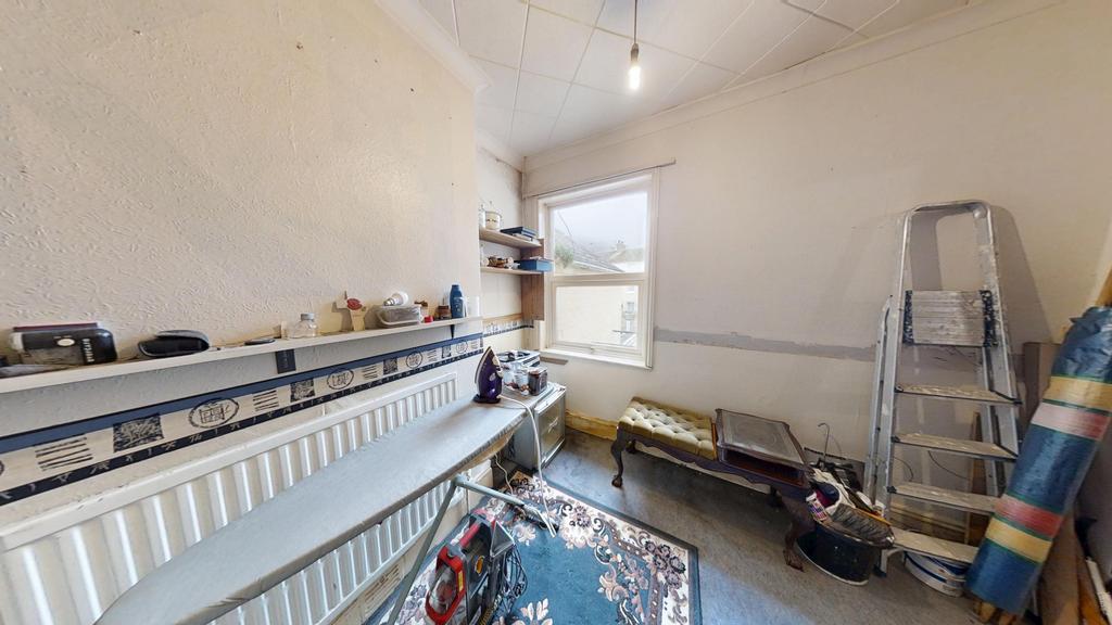 Brymers-Avenue-Portland-Dorset-UK-03092026 093651