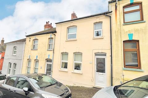 3 bedroom terraced house for sale, Brymers Avenue