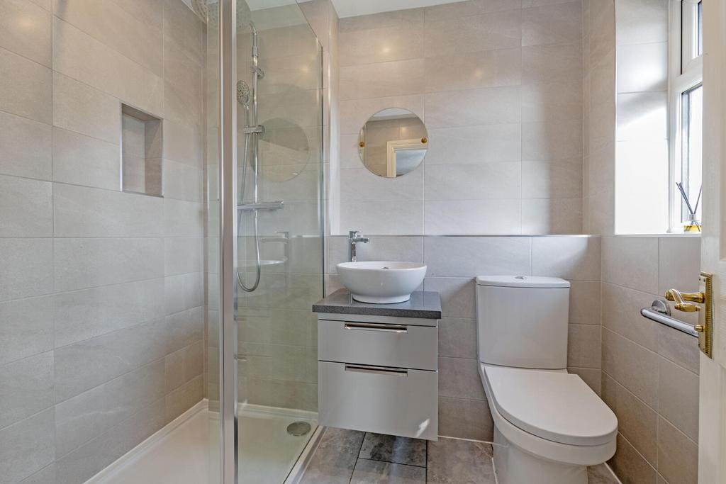 Ensuite