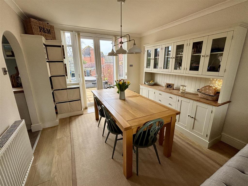 Dining Room.JPEG