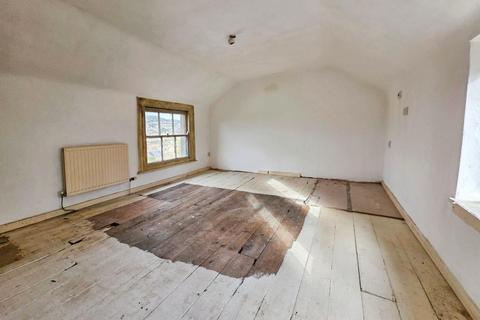 4 bedroom semi-detached house for sale, Lower Leazes, Stroud