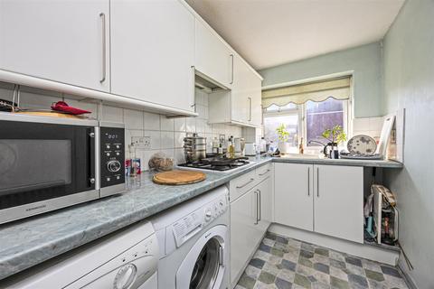 1 bedroom flat for sale, Downsway, Shoreham-By-Sea