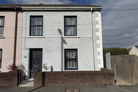 3 bedroom end of terrace house for sale - Seaview Terrace, Burry Port