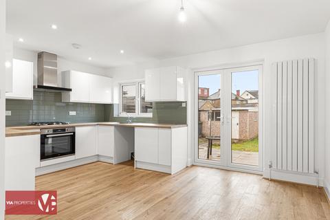 undefined, Middlefield Road, Hoddesdon EN11