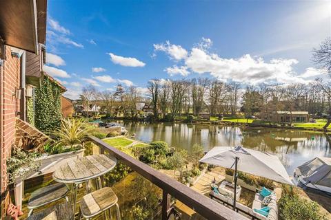 undefined, Temple Mill Island, Marlow SL7