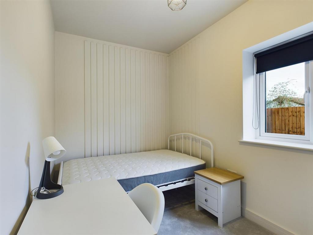 Room 2.jpg