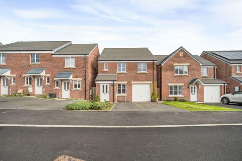3 bedroom detached house for sale, Clos Pendre, Bridgend CF35