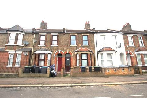 2 bedroom terraced house for sale, Willoughby Lane , London, N17