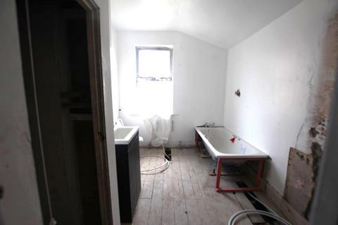 2 bedroom terraced house for sale, Willoughby Lane , London, N17