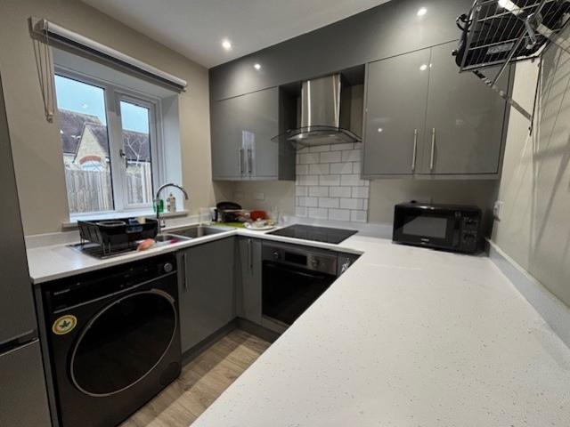 Kitchen 2