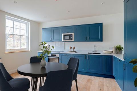 undefined, Piccadilly Place, London Road