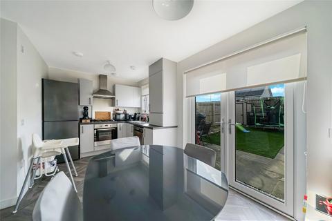 undefined, Lakeview Grove, Glasgow, Glasgow City, G33