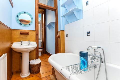 1 bedroom flat for sale, Skirving Street, Glasgow, Lanarkshire, G41