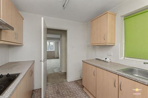 2 bedroom flat for sale, Mayfield Court, Sandy SG19