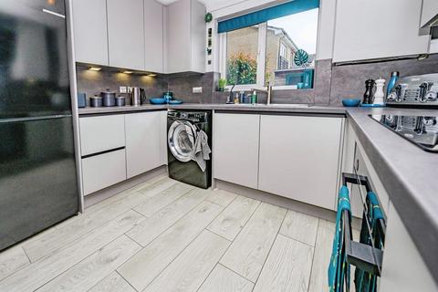 undefined, Gilroy Road, HEMEL HEMPSTEAD