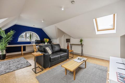 undefined, Damson Way, CARSHALTON, Surrey, SM5