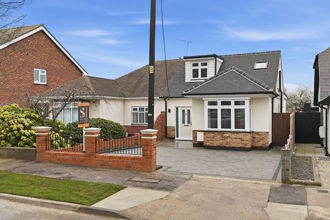 undefined, Laburnham Gardens, Upminster, RM14