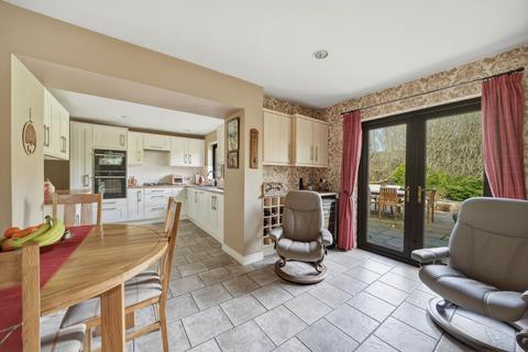 4 bedroom detached house for sale, Prince Wood Lane, Huddersfield, HD2