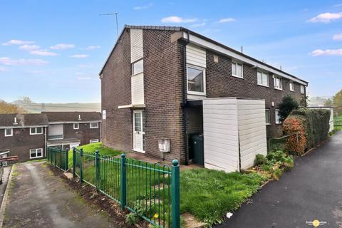 undefined, Carperley Crescent, Bradford BD13