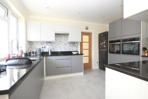 4 bedroom chalet for sale, Dulsie Road, TALBOT WOODS, BH3