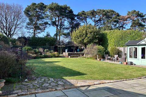 4 bedroom chalet for sale, Dulsie Road, TALBOT WOODS, BH3