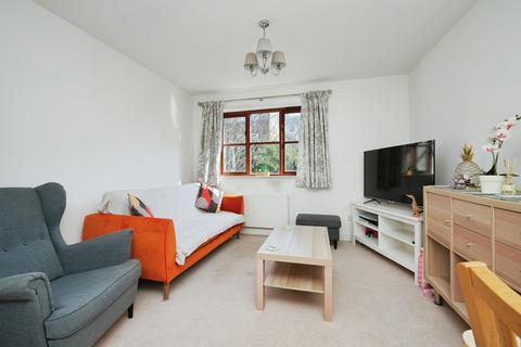 2 bedroom end of terrace house for sale, Maxton Road, DOVER, Kent, CT17