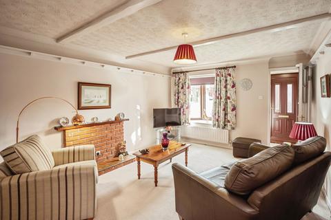2 bedroom semi-detached house for sale, Ringwood Road, Bingham, Nottingham, Nottinghamshire, NG13