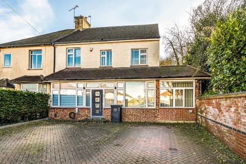 Gammons Lane, Watford, Hertfordshire,
