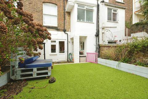 2 bedroom flat for sale, Eaton Road, HOVE, East Sussex, BN3