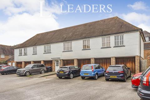 undefined, Weavers Mead, Haywards Heath, RH16