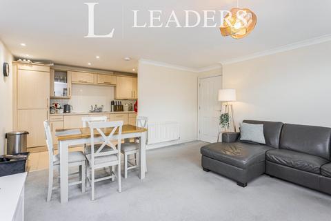 undefined, Weavers Mead, Haywards Heath, RH16